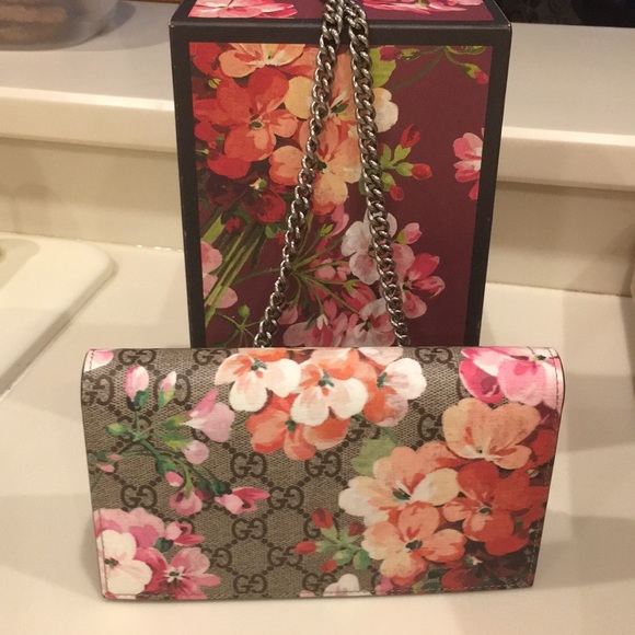 gucci slides with matching purse